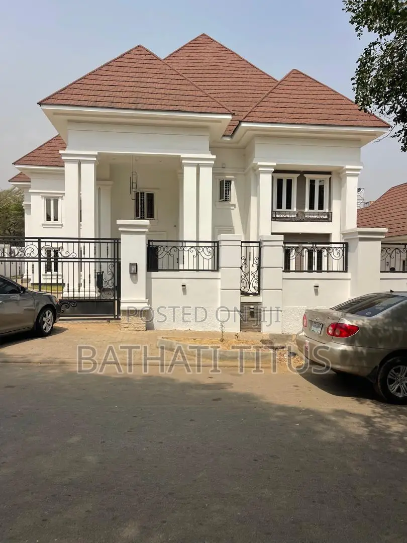 7bdrm Duplex in Jabi for sale in Jabi
