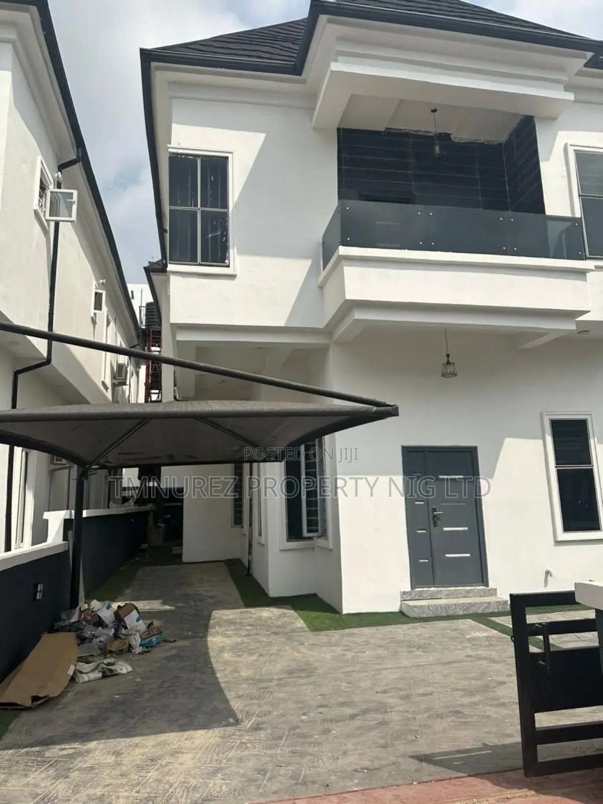 Studio Apartment in Chevron for rent in Chevron