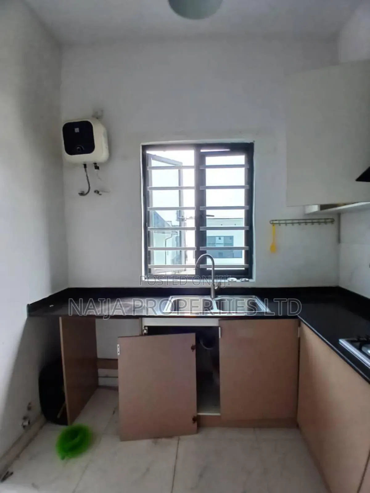 2bdrm Apartment in Chevron Alternative, Lekki for rent in Lekki