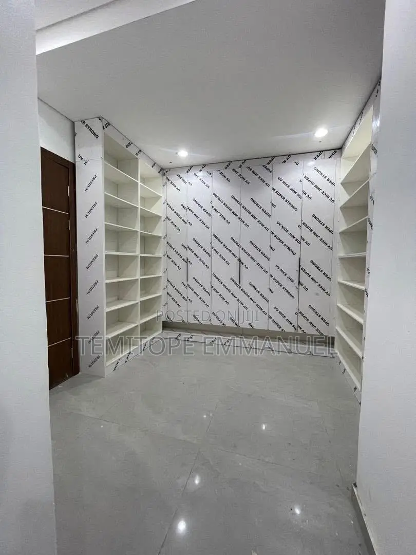 Furnished 6bdrm Duplex in Old Ikoyi for sale in Old Ikoyi