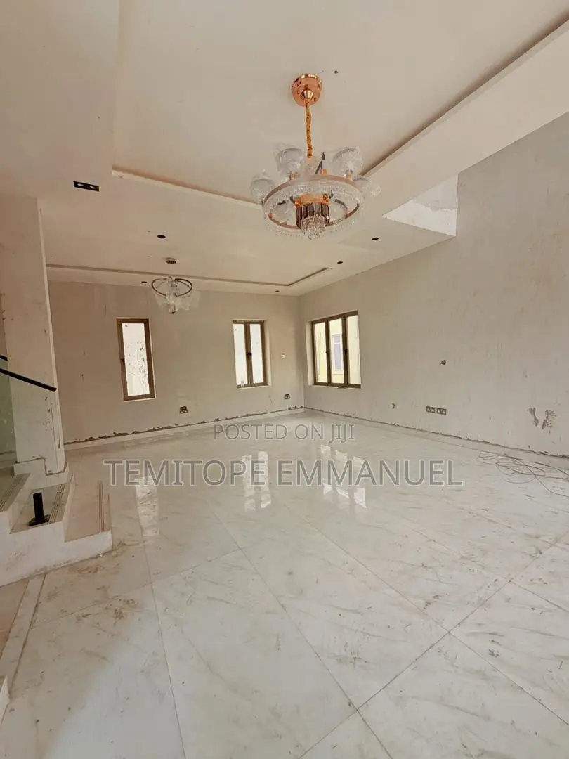 Furnished 5bdrm Duplex in Magodo Gra Phase 2 for sale in GRA Phase 2 Shangisha