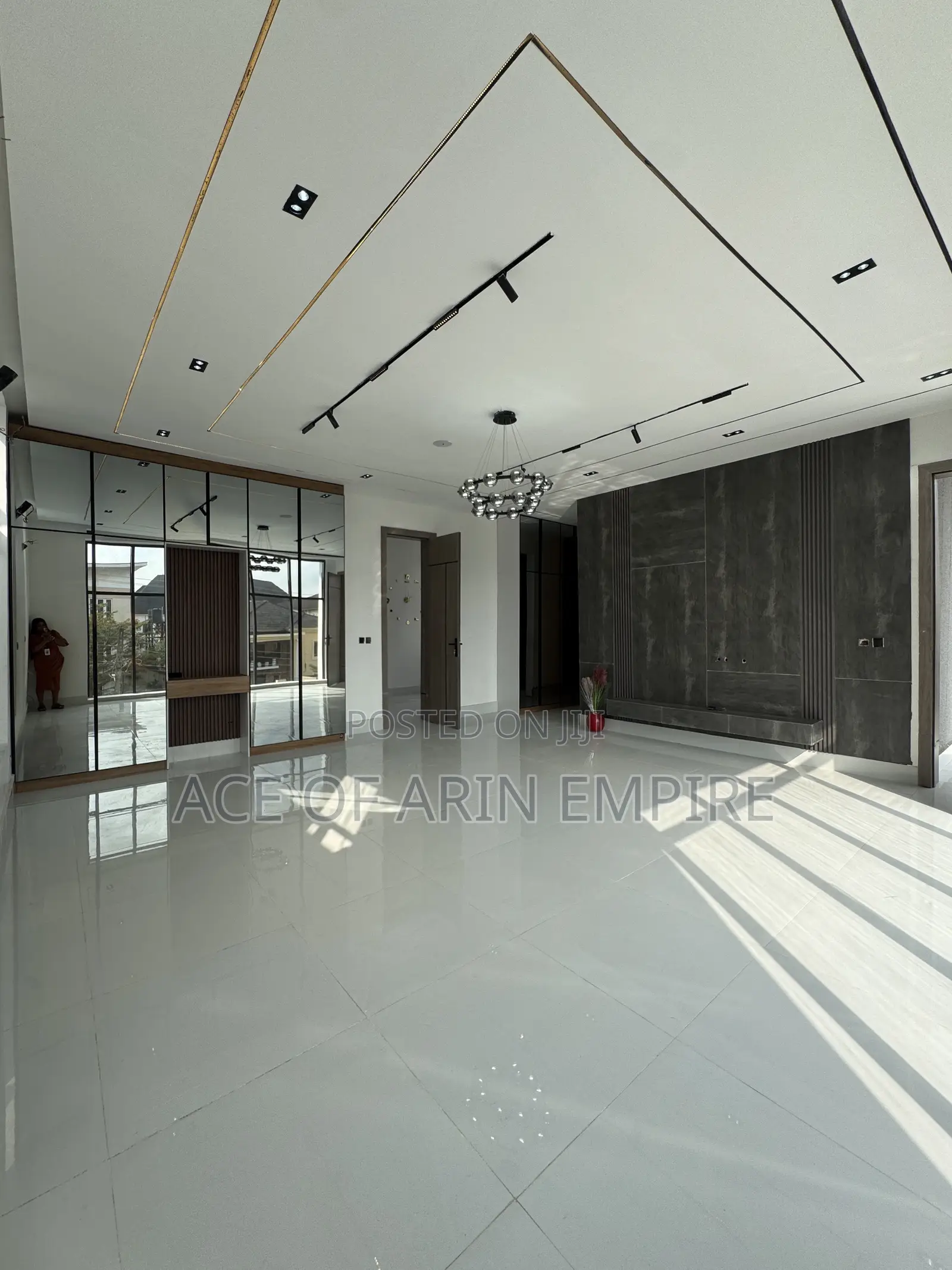 5bdrm Duplex in 2Nd Toll-Gate, Ikota for sale in Ikota