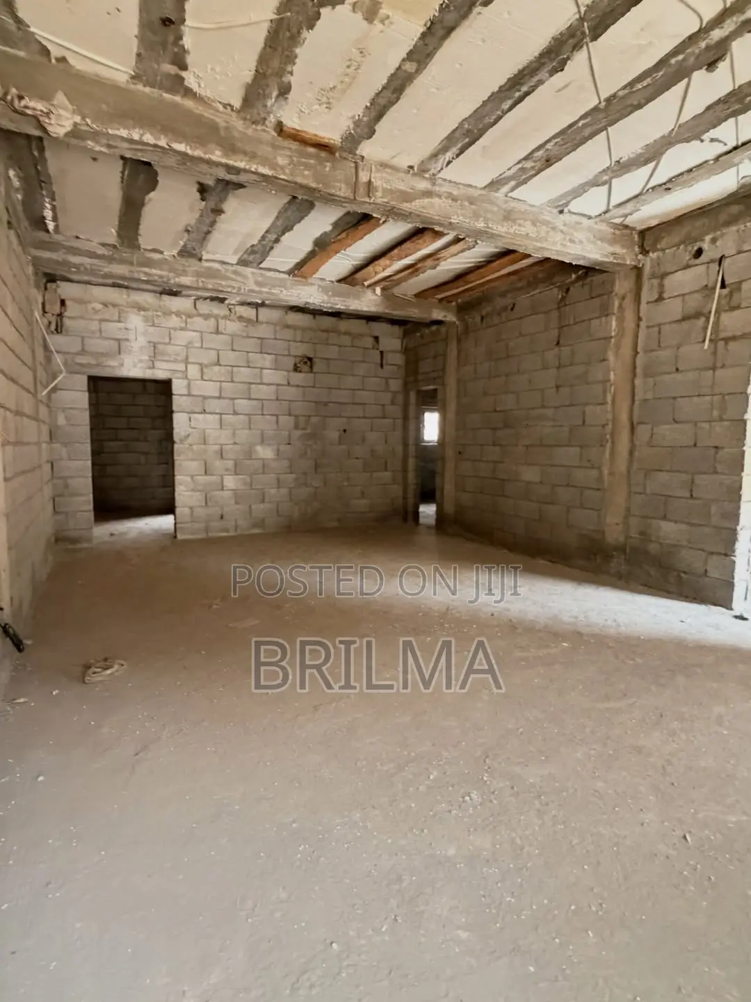 4bdrm Duplex in Apo District for sale in Apo District