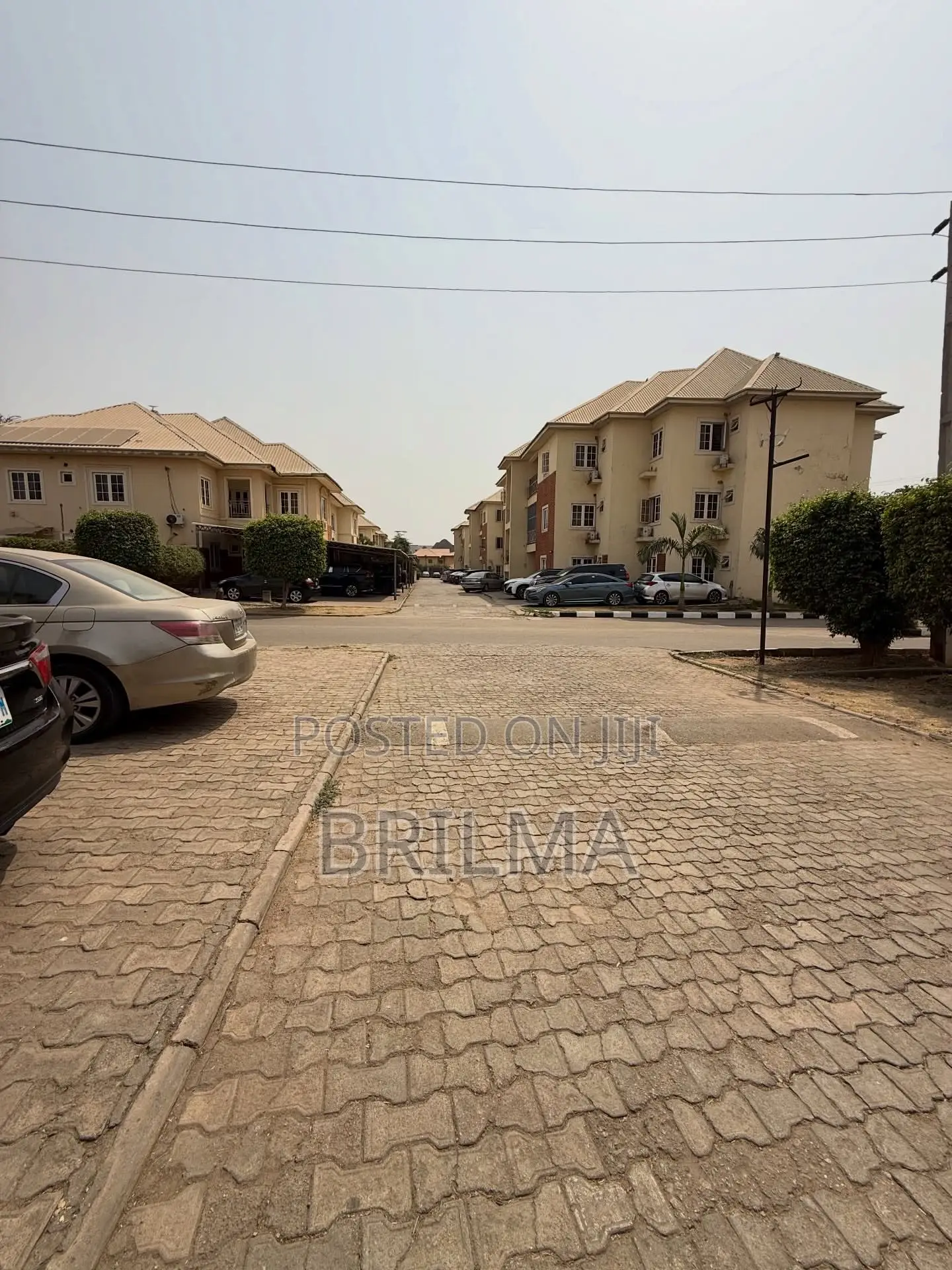 3bedrooms Flat With Bq in Kado