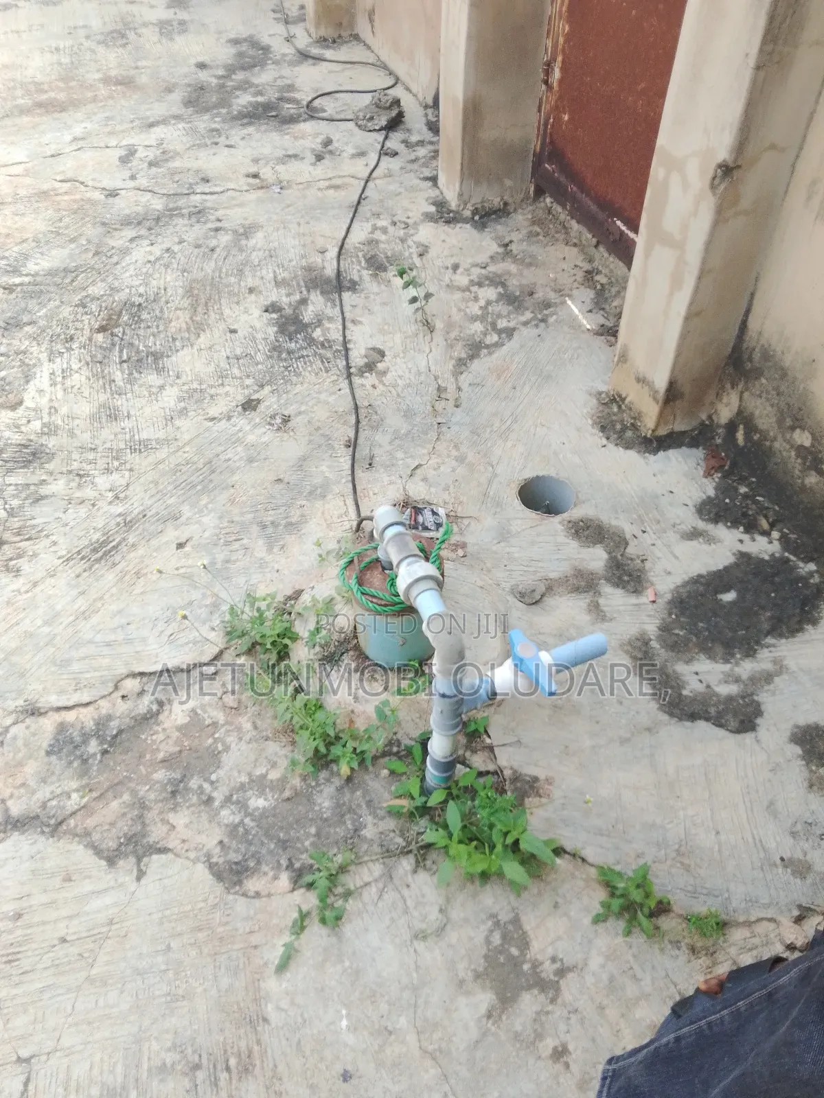 6bdrm Block of Flats in Awedele Off for sale in Ado Ekiti