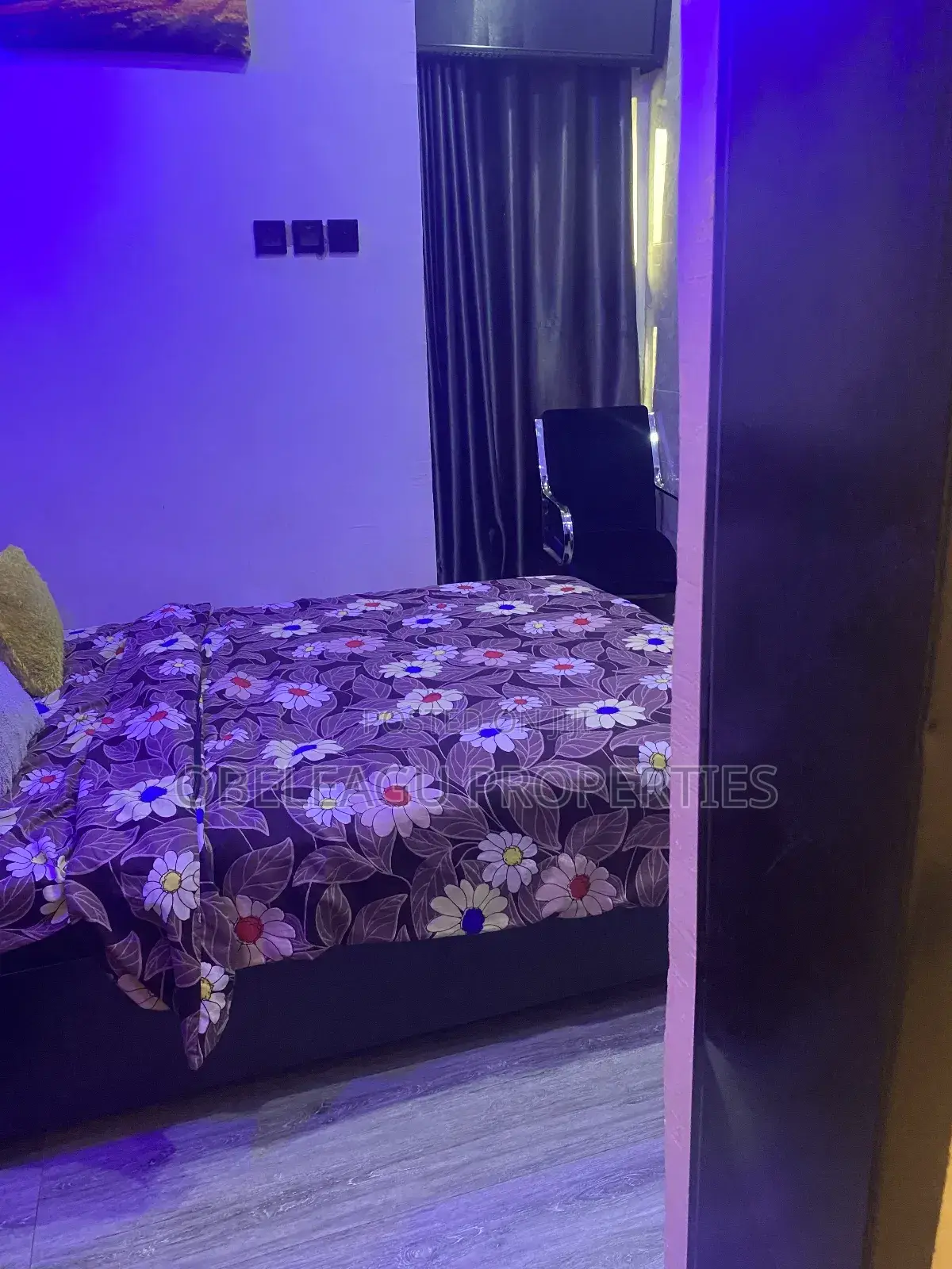 7bdrm Chalet in Along The Road, Ikotun/Igando for sale in Ikotun/Igando