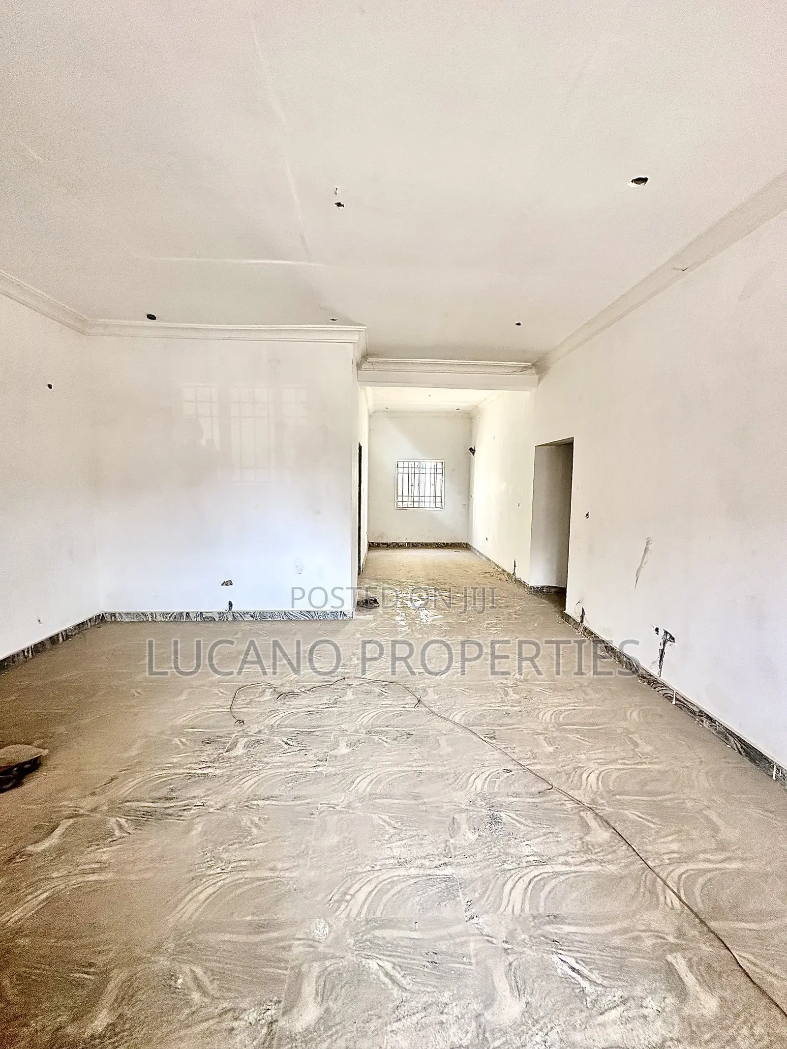 3bdrm Block of Flats in Kukwaba District, Galadimawa for sale in Galadimawa