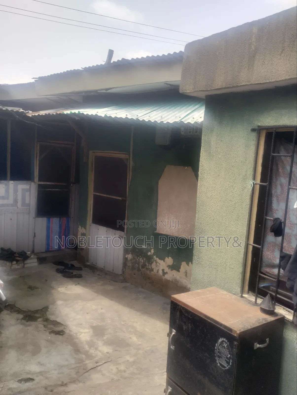 3bdrm Bungalow in Festac Town Lagos for sale in Festac