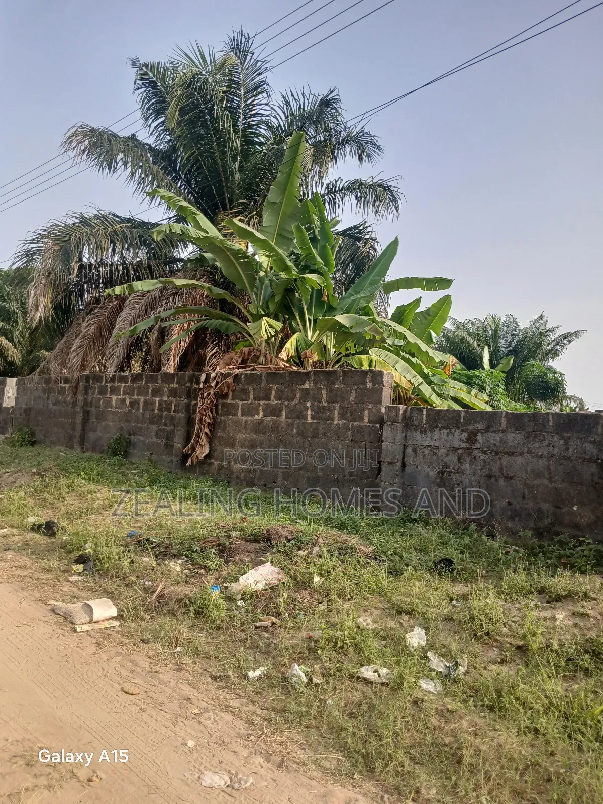 Half Plot of Land for Sale in Ogombo