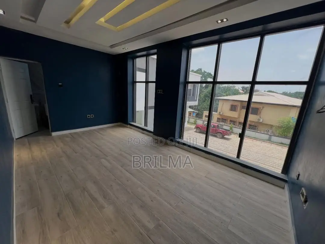 4bdrm Duplex in Wuye for sale in Wuye