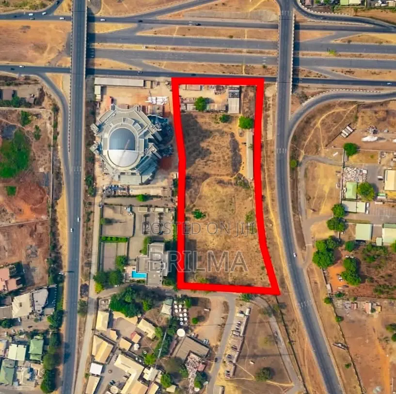 Commercial Lands, 1.9 Hectares in Central Business District - Abuja in Central Business District