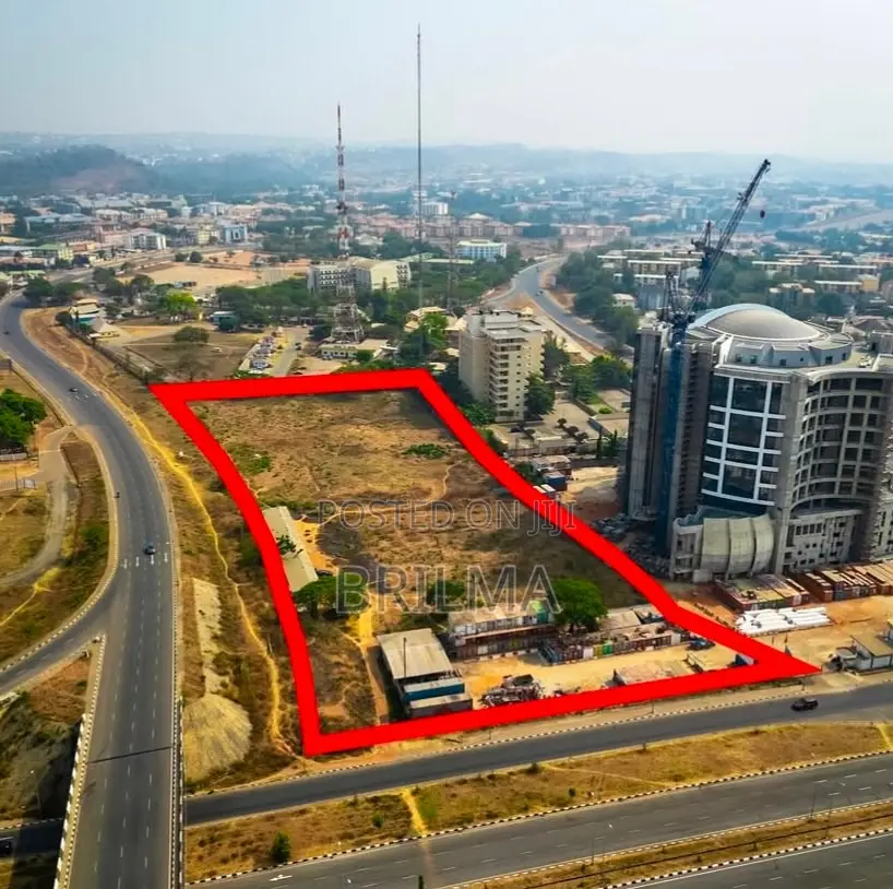 Commercial Lands, 1.9 Hectares in Central Business District - Abuja in Central Business District