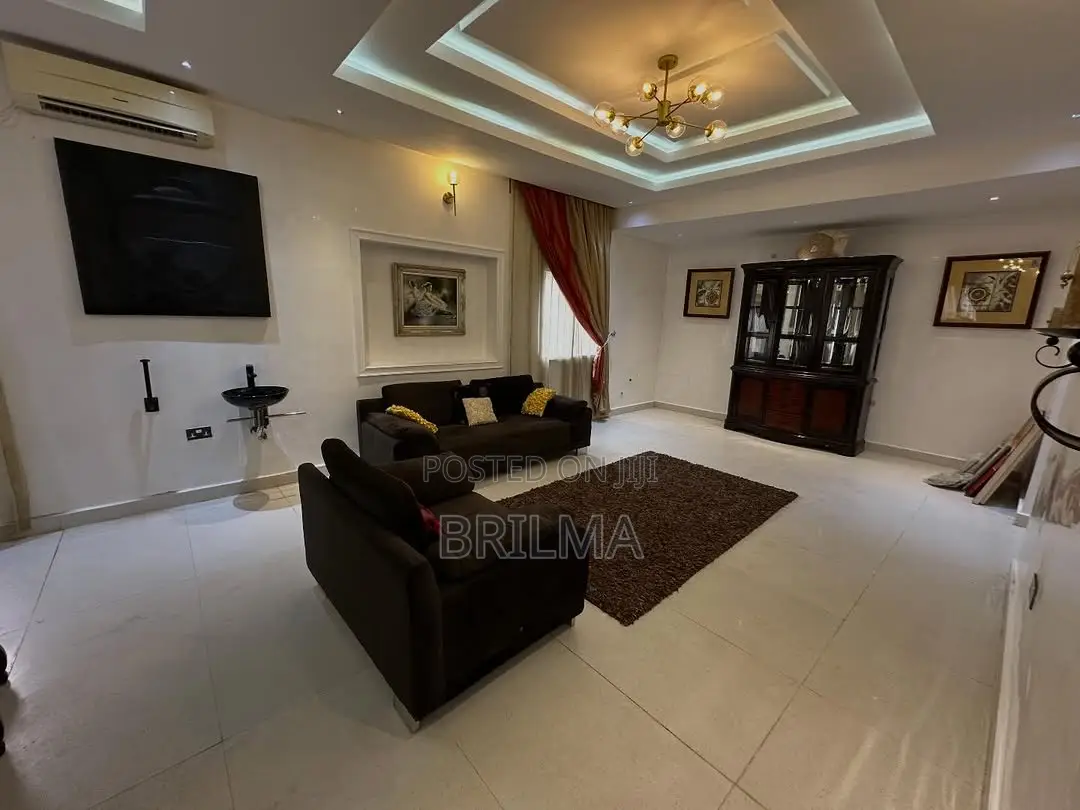 5bdrm Duplex in Life Camp for sale in Life Camp