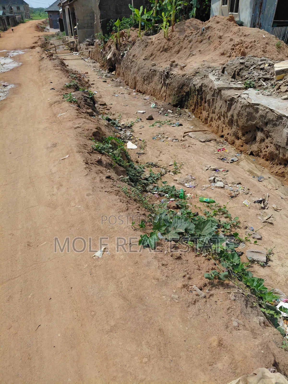 12.7 Acers of Land With 24 Bay Warehouse Oshodi Apapa Expressway in Oshodi