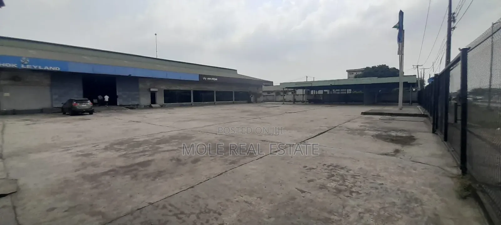 3200sqm Warehouse Lease Self Counpound Ilupeju Estate in Ilupeju
