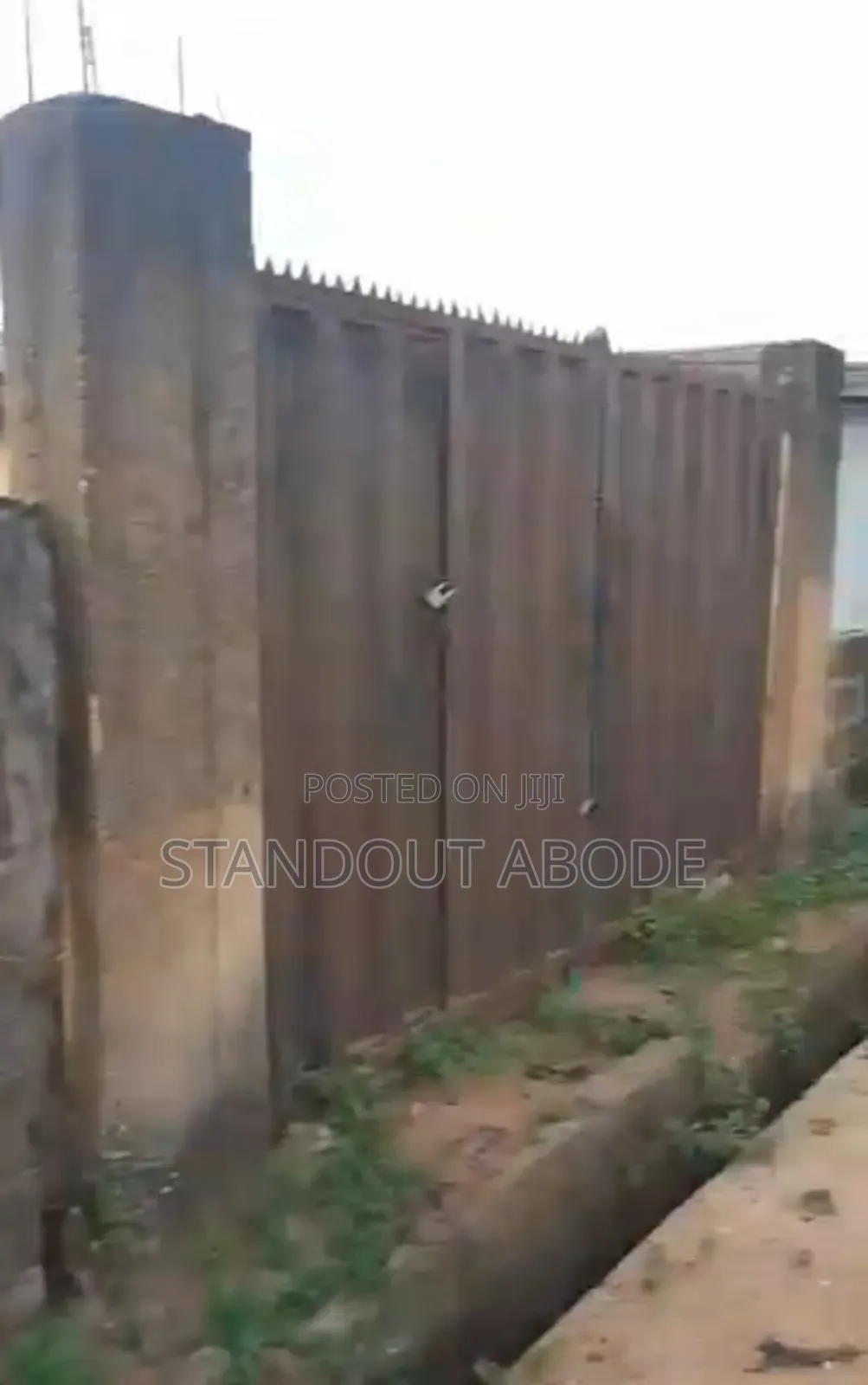 4bdrm Bungalow in Lasustech First Gate for sale in Ikorodu