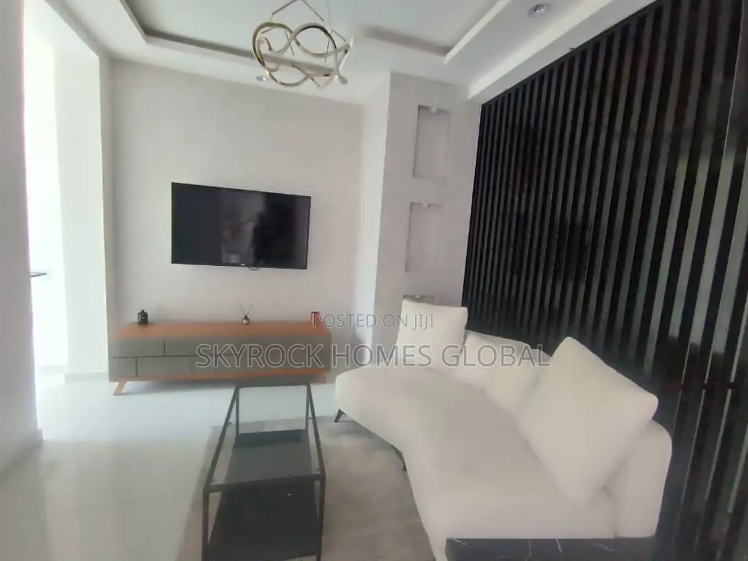 Furnished 4bdrm Maisonette in Gerard Road for rent in Gerard Road
