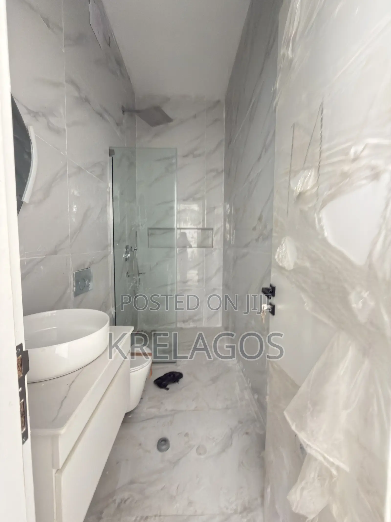 1bdrm Apartment in Lekki Phase 1 for sale in Lekki Phase 1