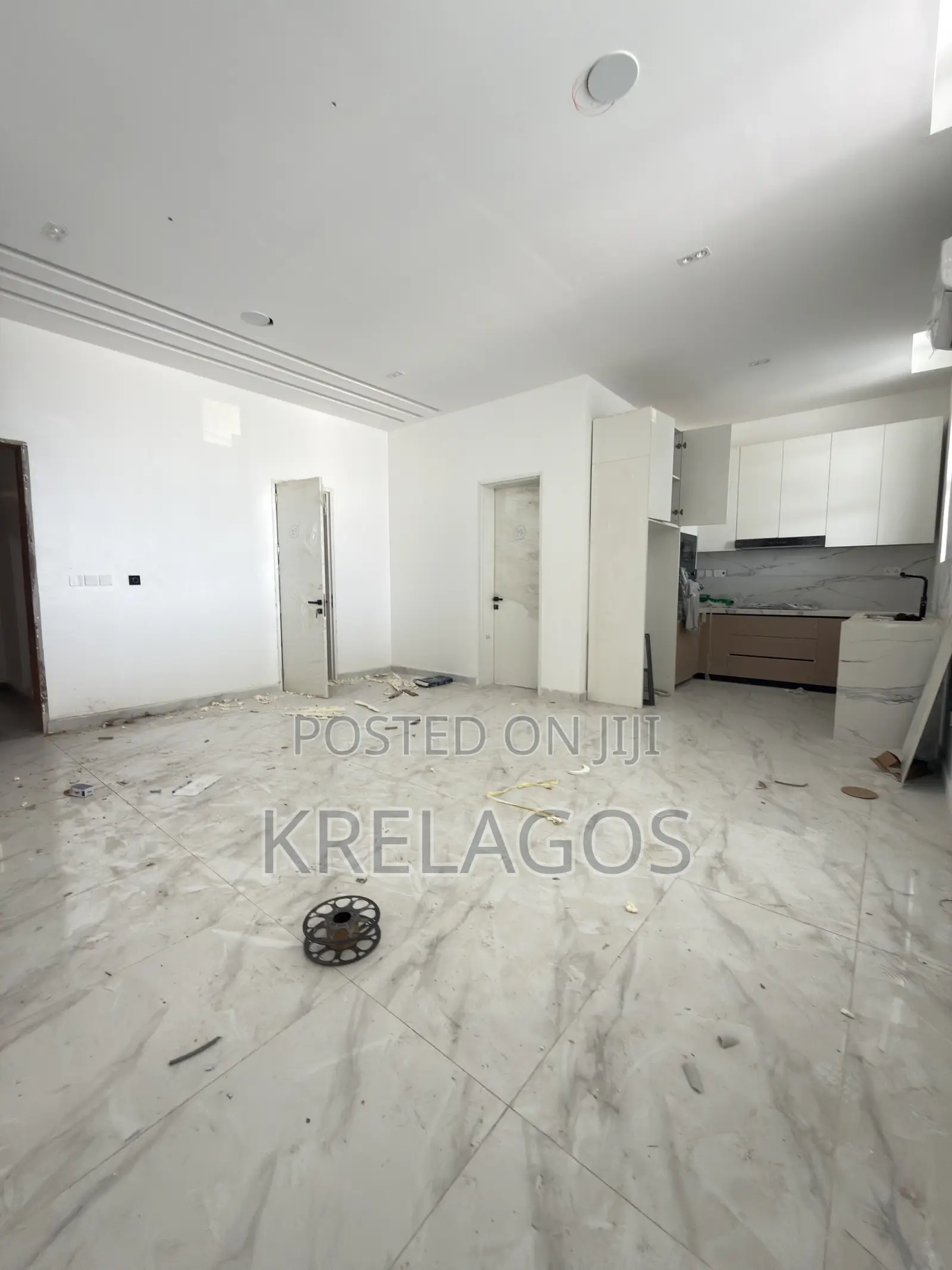 1bdrm Apartment in Lekki Phase 1 for sale in Lekki Phase 1