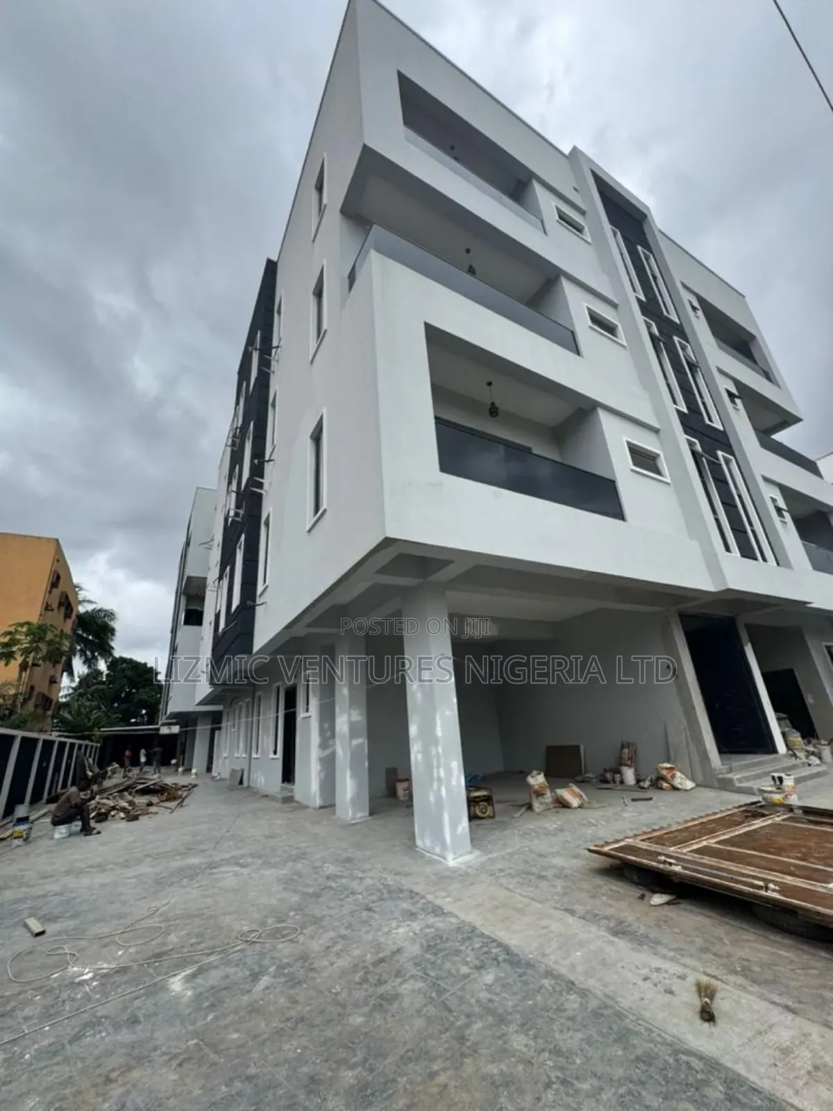 Furnished 3bdrm Apartment in Awuse Estate, Opebi for sale in Opebi