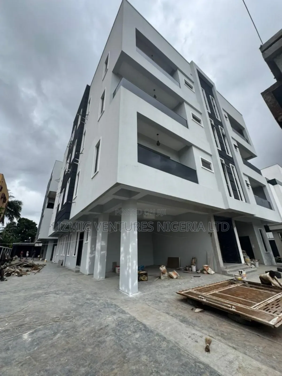 Furnished 3bdrm Apartment in Awuse Estate, Opebi for sale in Opebi