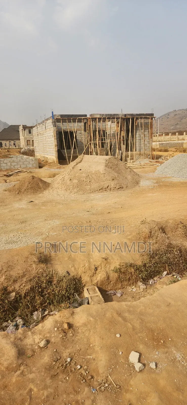 Spacious Land in Gated Estate Abuja, Dei-Dei in Dei-Dei
