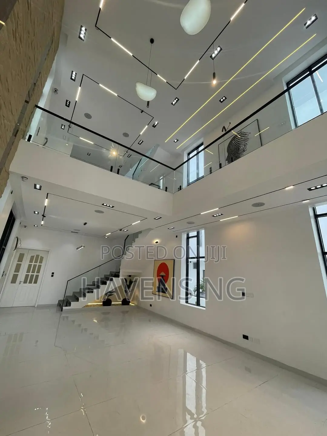 5bdrm Duplex in Osapa london for sale in Osapa london