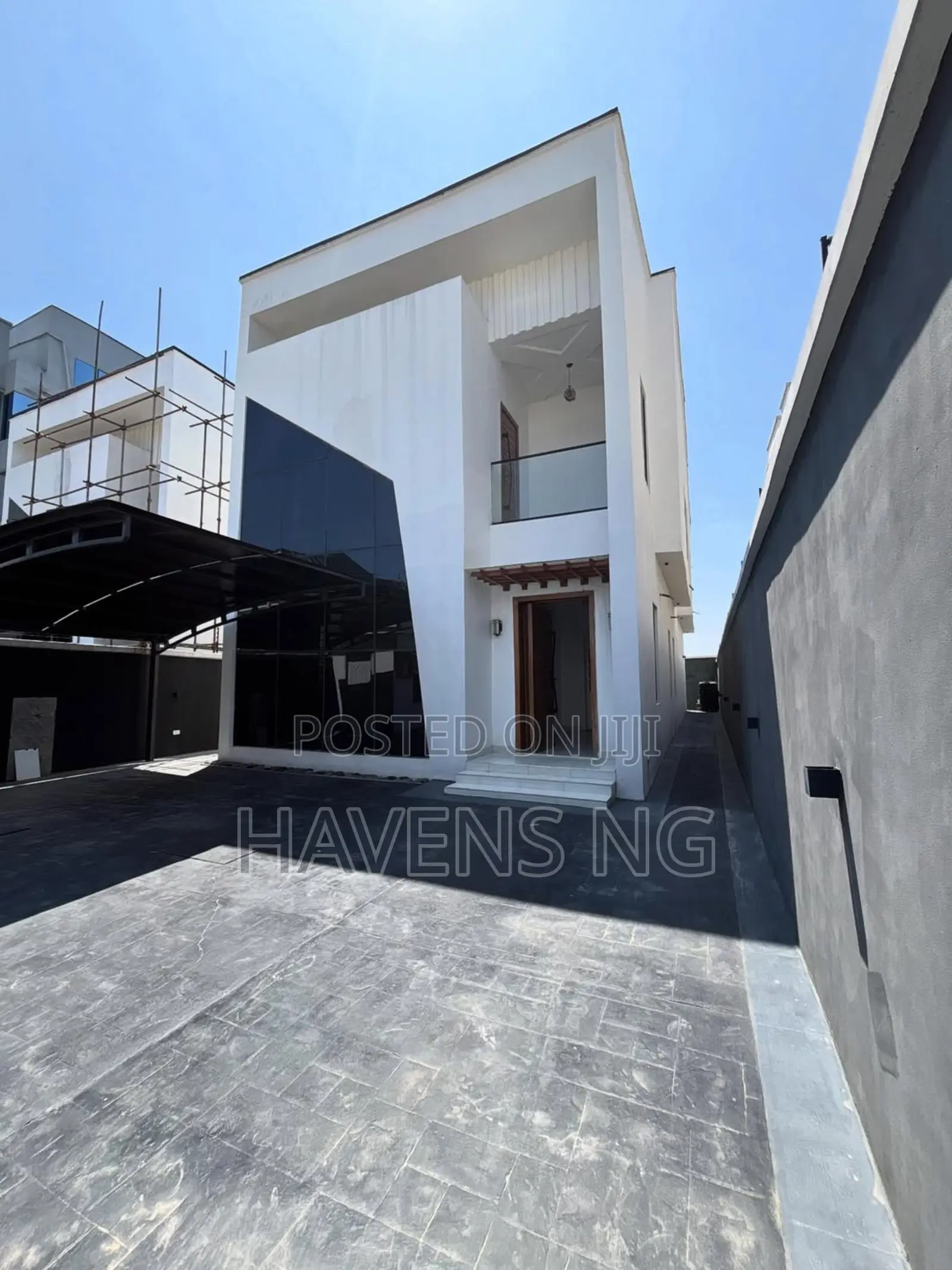 5bdrm House in Chevron for sale in Chevron