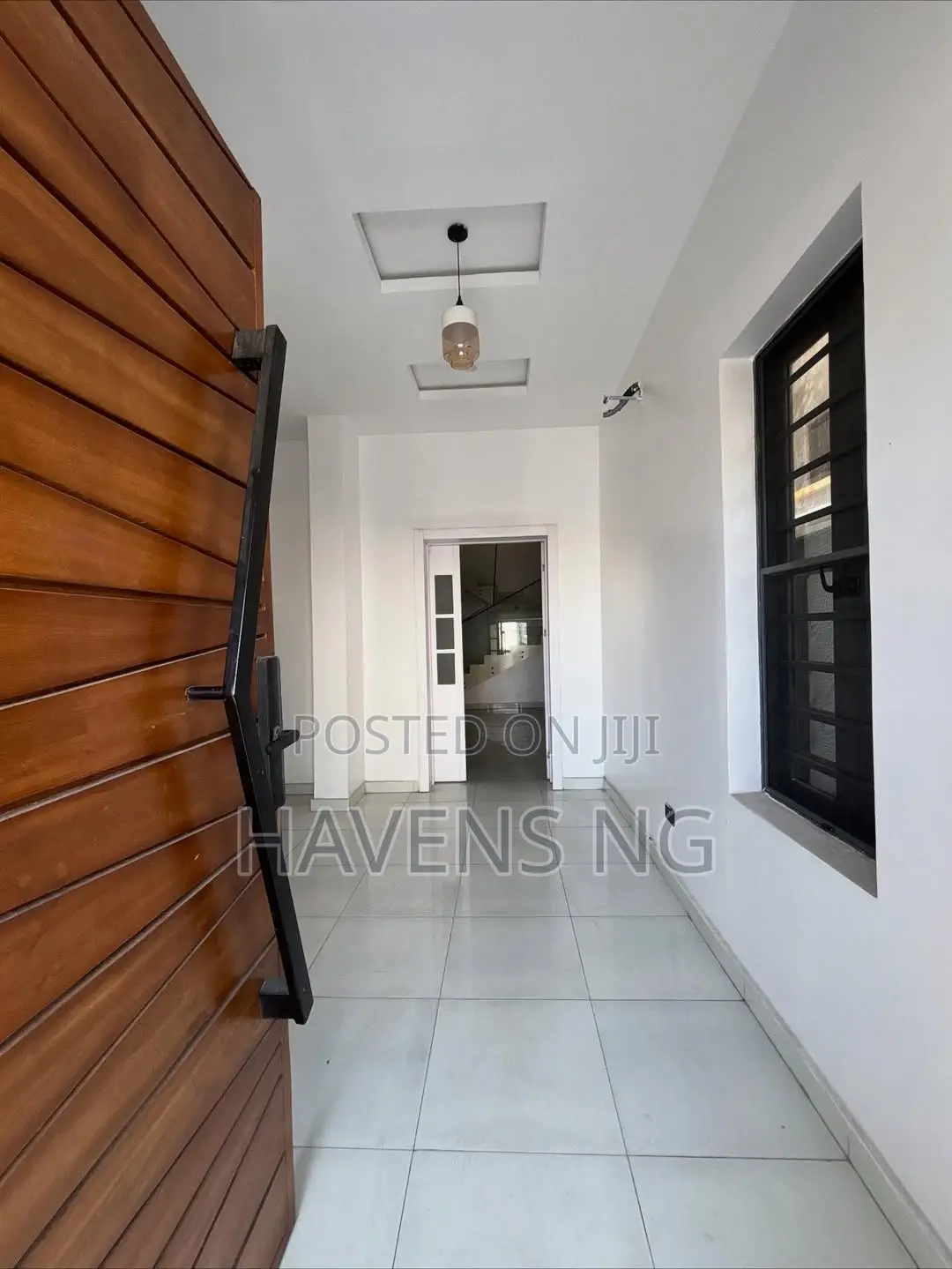5bdrm House in Chevron for sale in Chevron