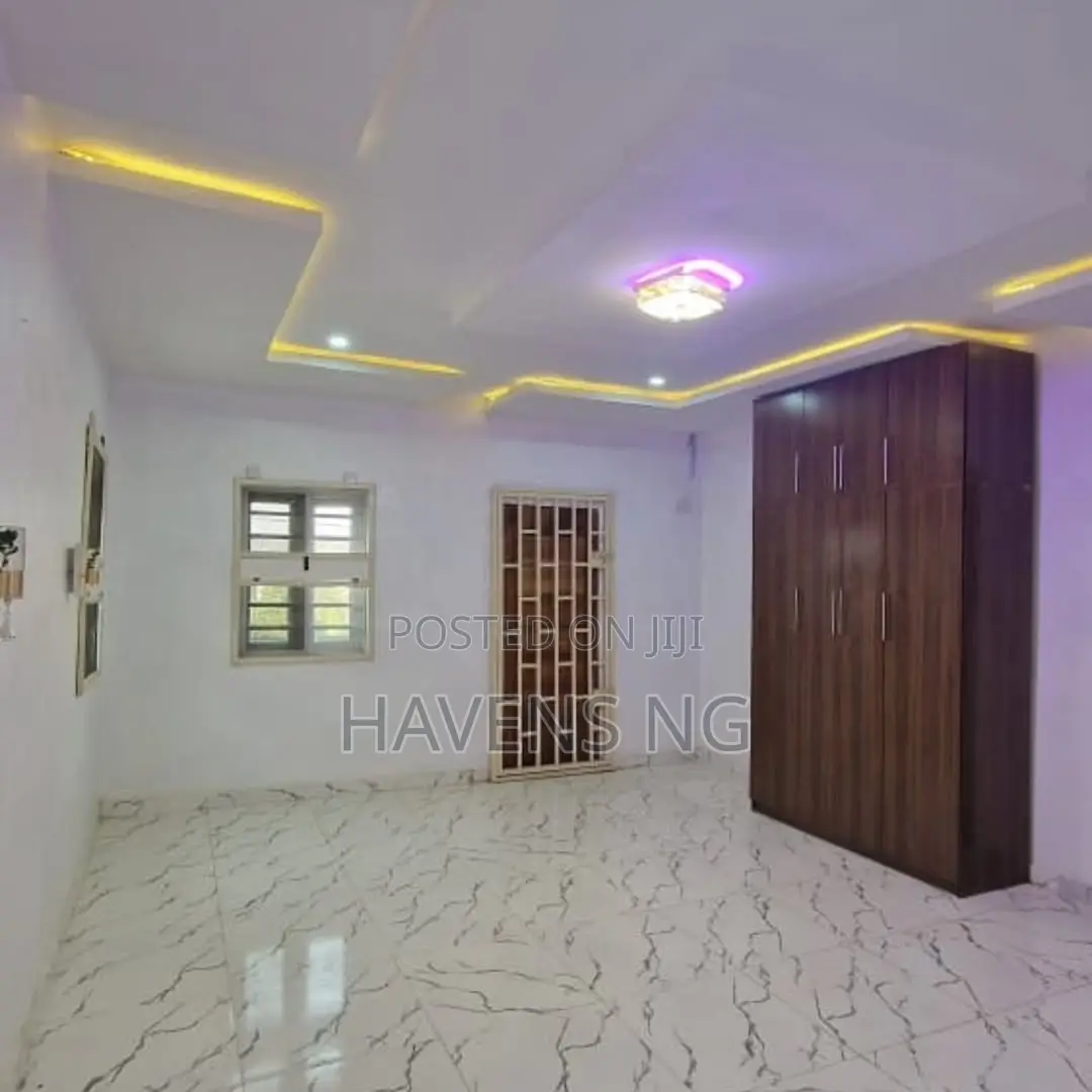 4bdrm Duplex in Emmanuel Estate, Jericho for sale in Jericho