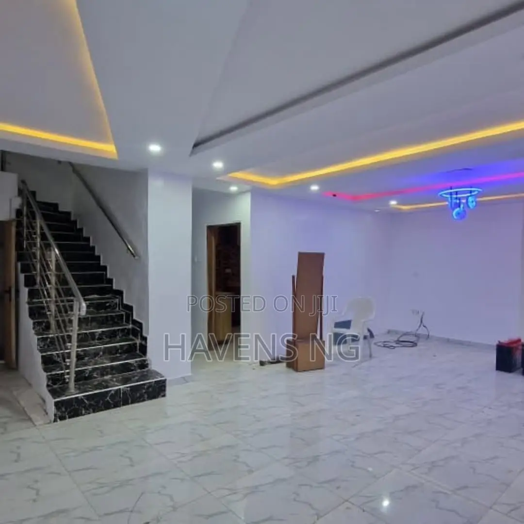 4bdrm Duplex in Emmanuel Estate, Jericho for sale in Jericho