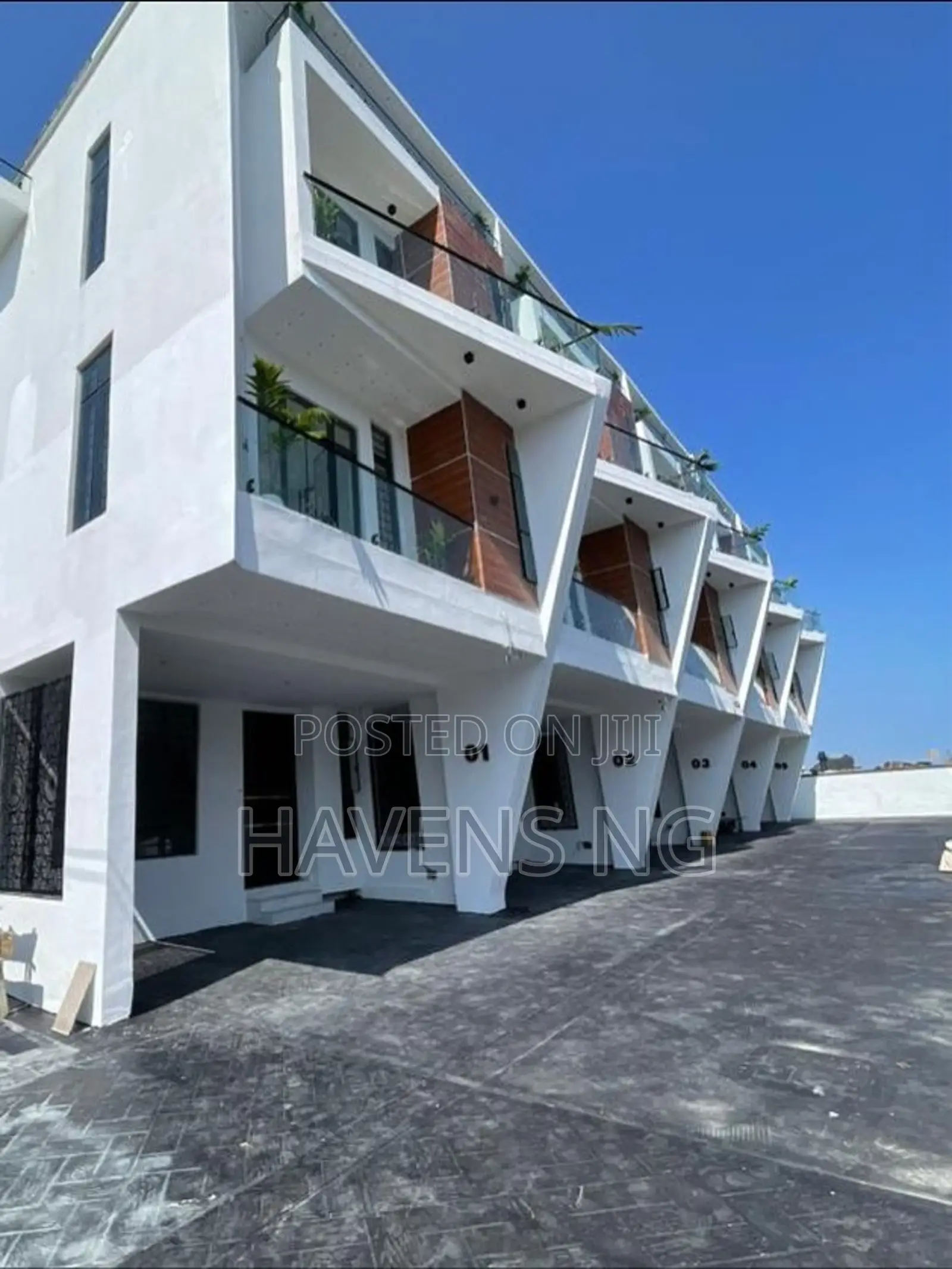 4bdrm Duplex in Ikate for sale in Ikate