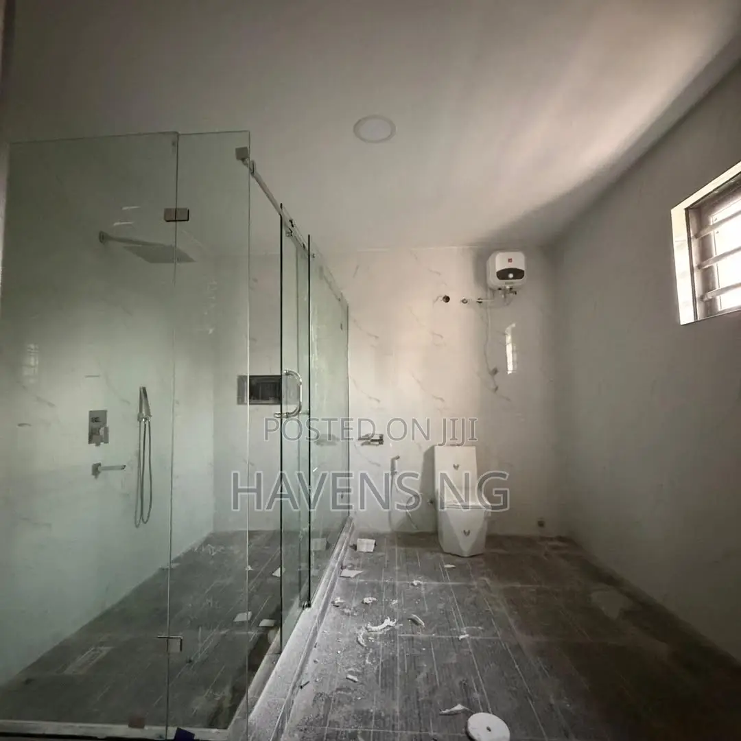 4bdrm Duplex in Samonda for sale in Samonda