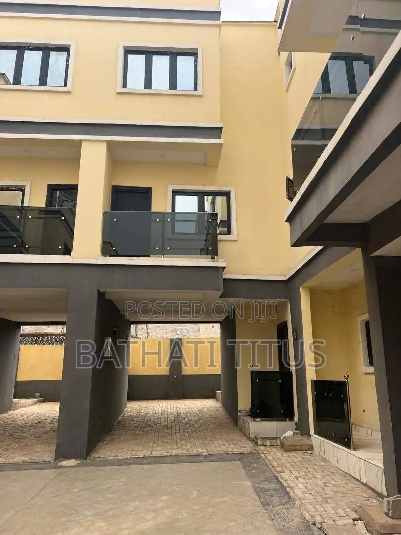 4bdrm Duplex in Mbora for rent in Mbora