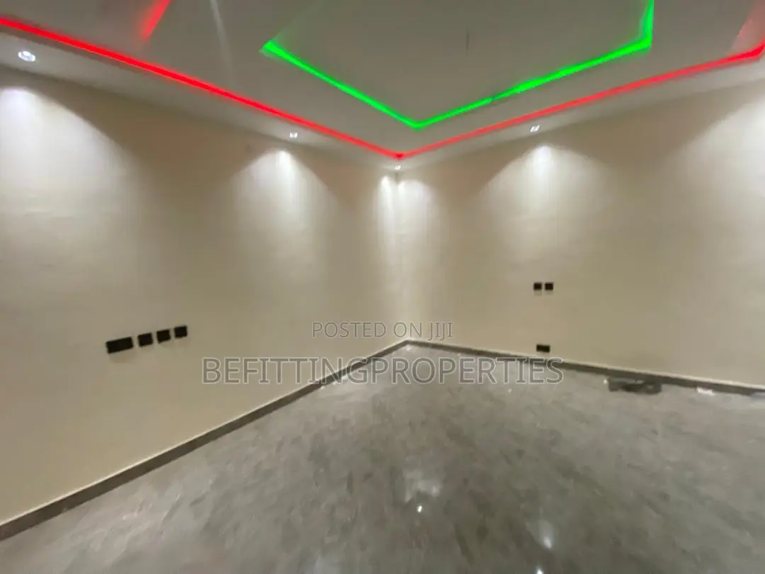 4bdrm Duplex in Ikeja for sale in Ikeja