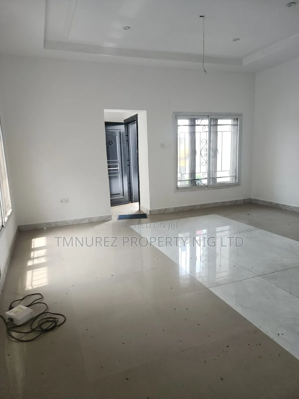 3bdrm Duplex in Chevron for rent in Chevron