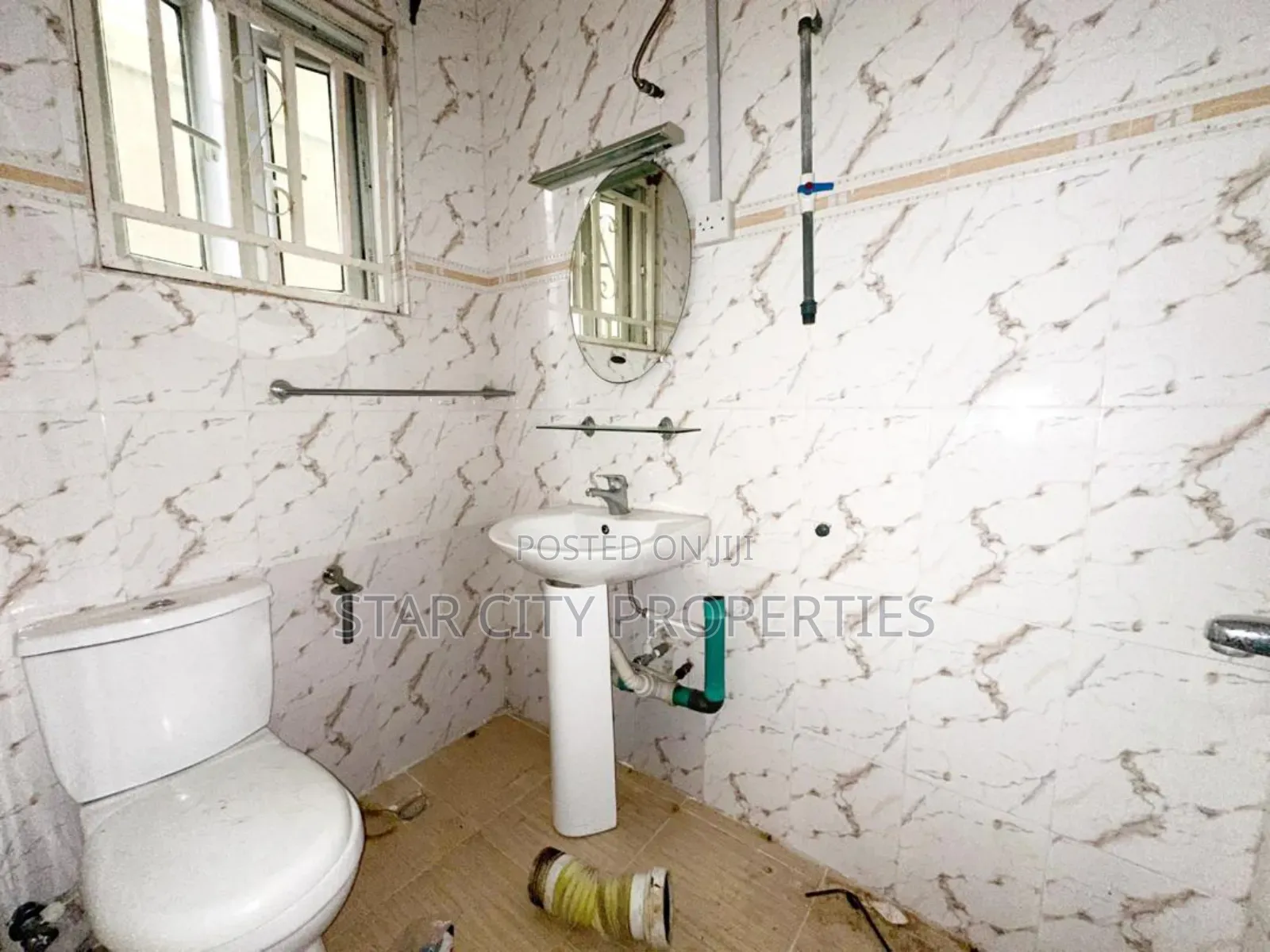 3bdrm Apartment in Magodo Phase 1 for rent in GRA Phase 1