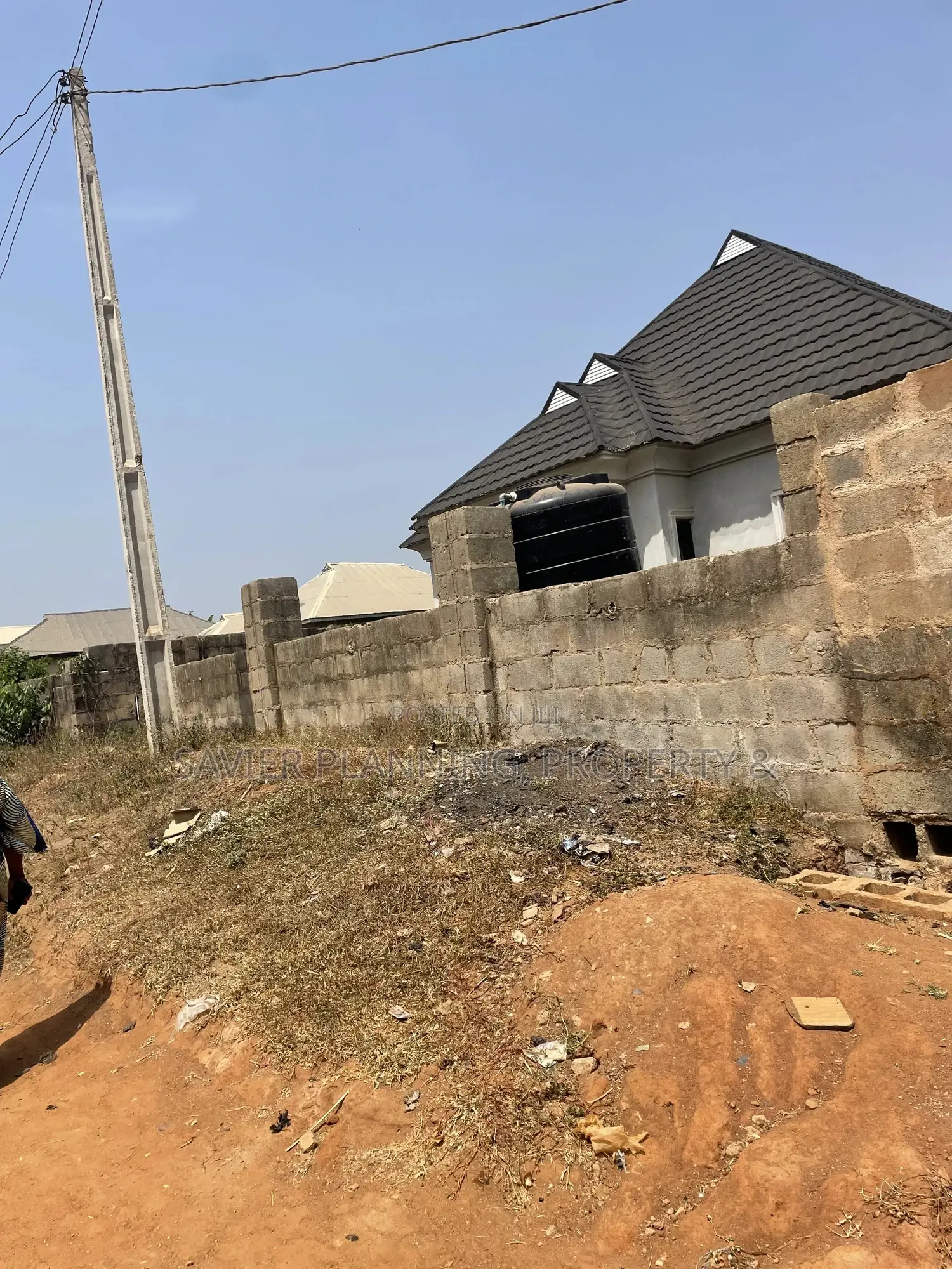 6bdrm Bungalow in Ologuneru for sale in Ologuneru