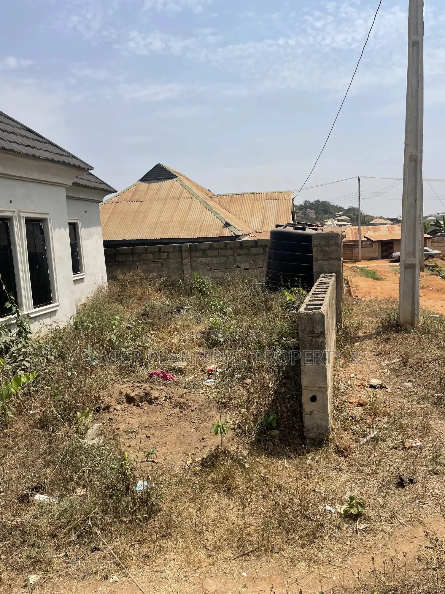 6bdrm Bungalow in Ologuneru for sale in Ologuneru