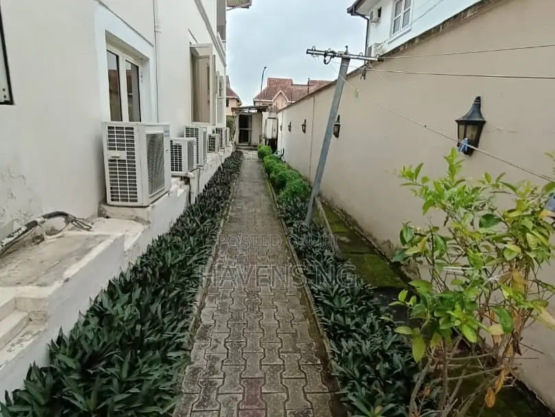 5bdrm House in Lekki Expressway for sale in Lekki Expressway