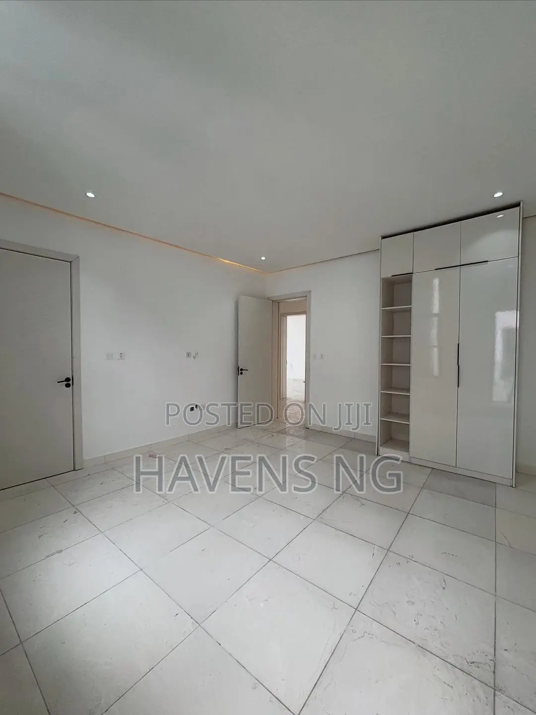 4bdrm Duplex in Lekki Phase 1 for sale in Lekki Phase 1