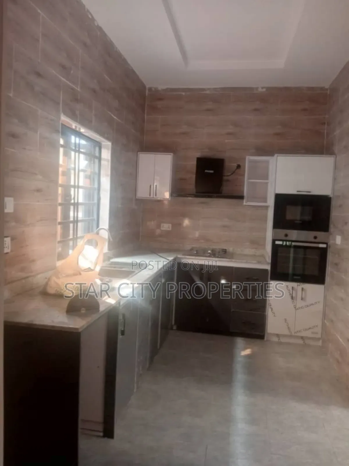 4bdrm Duplex in Magodo Phase 1 for rent in Magodo