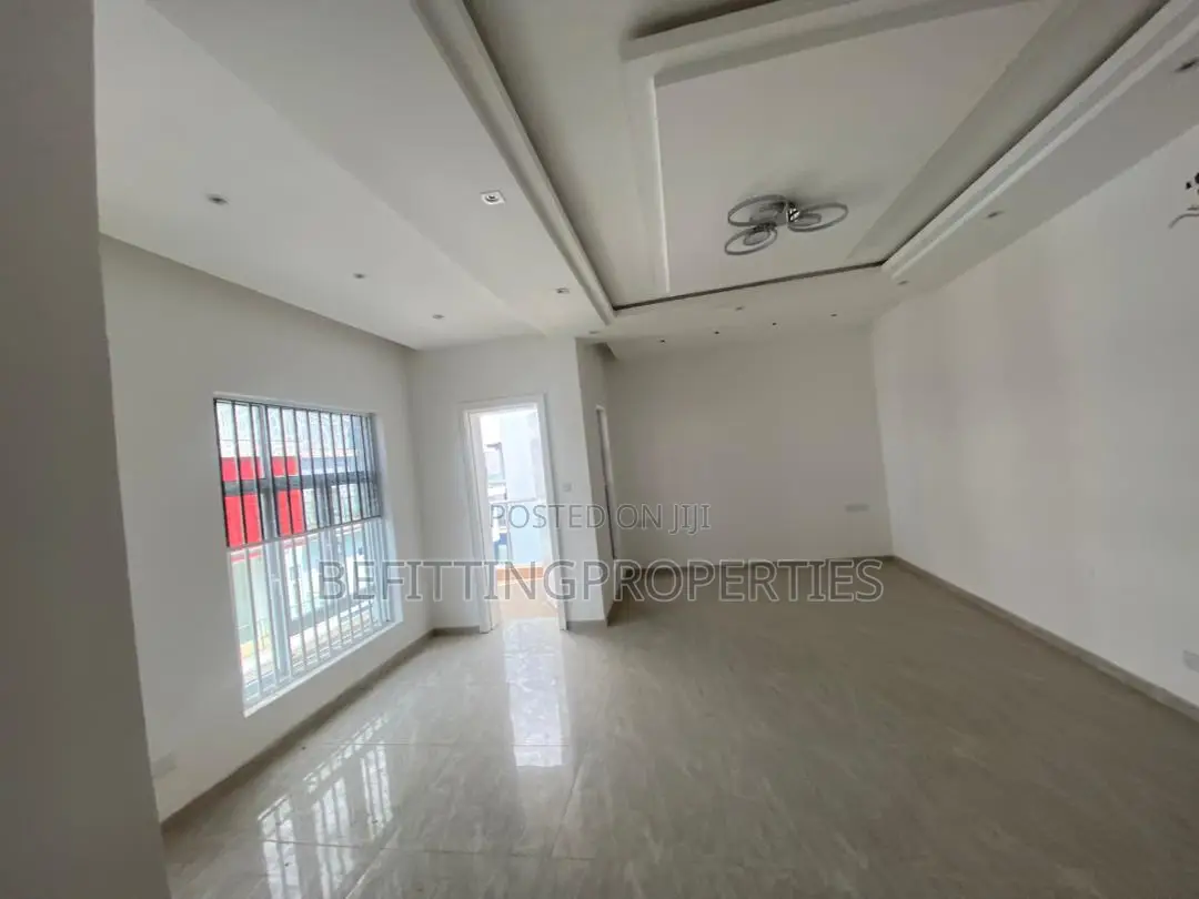 4bdrm Duplex in Ikeja Gra for sale in Ikeja GRA