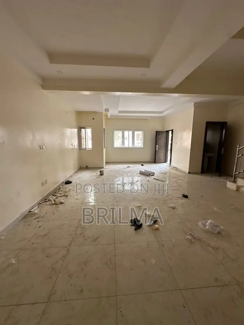 4bdrm Duplex in Mabushi for rent in Mabushi