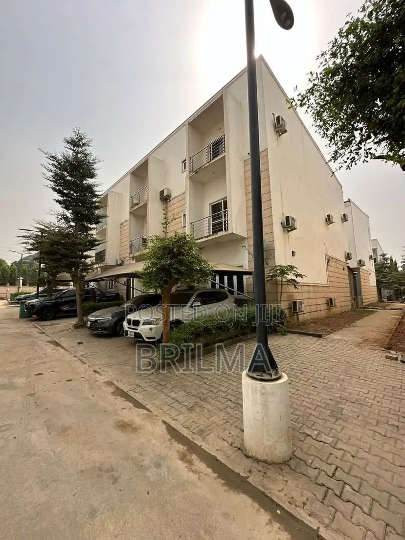 4bdrm Duplex in Mabushi for rent in Mabushi
