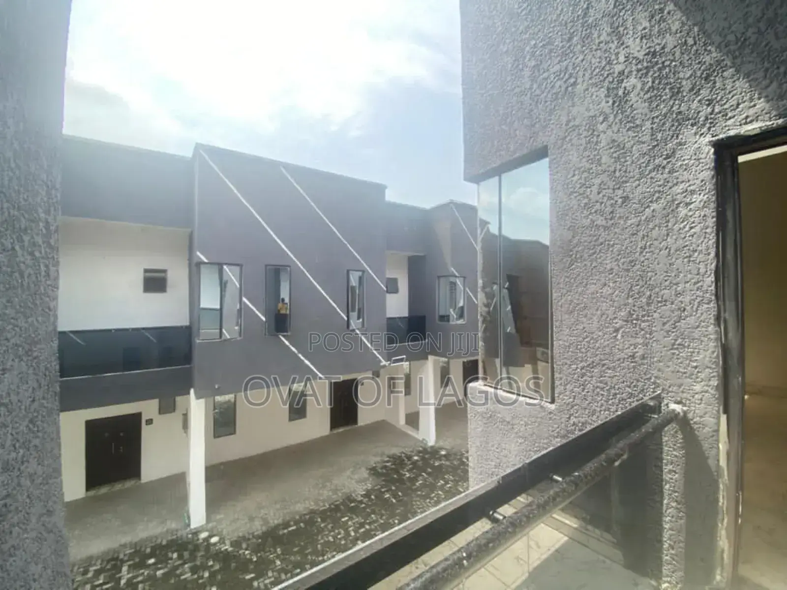 4bdrm Duplex in Ajah Lekki for sale in Ajah