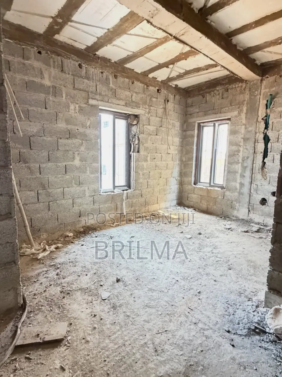 5bdrm Duplex in Apo District for sale in Apo District