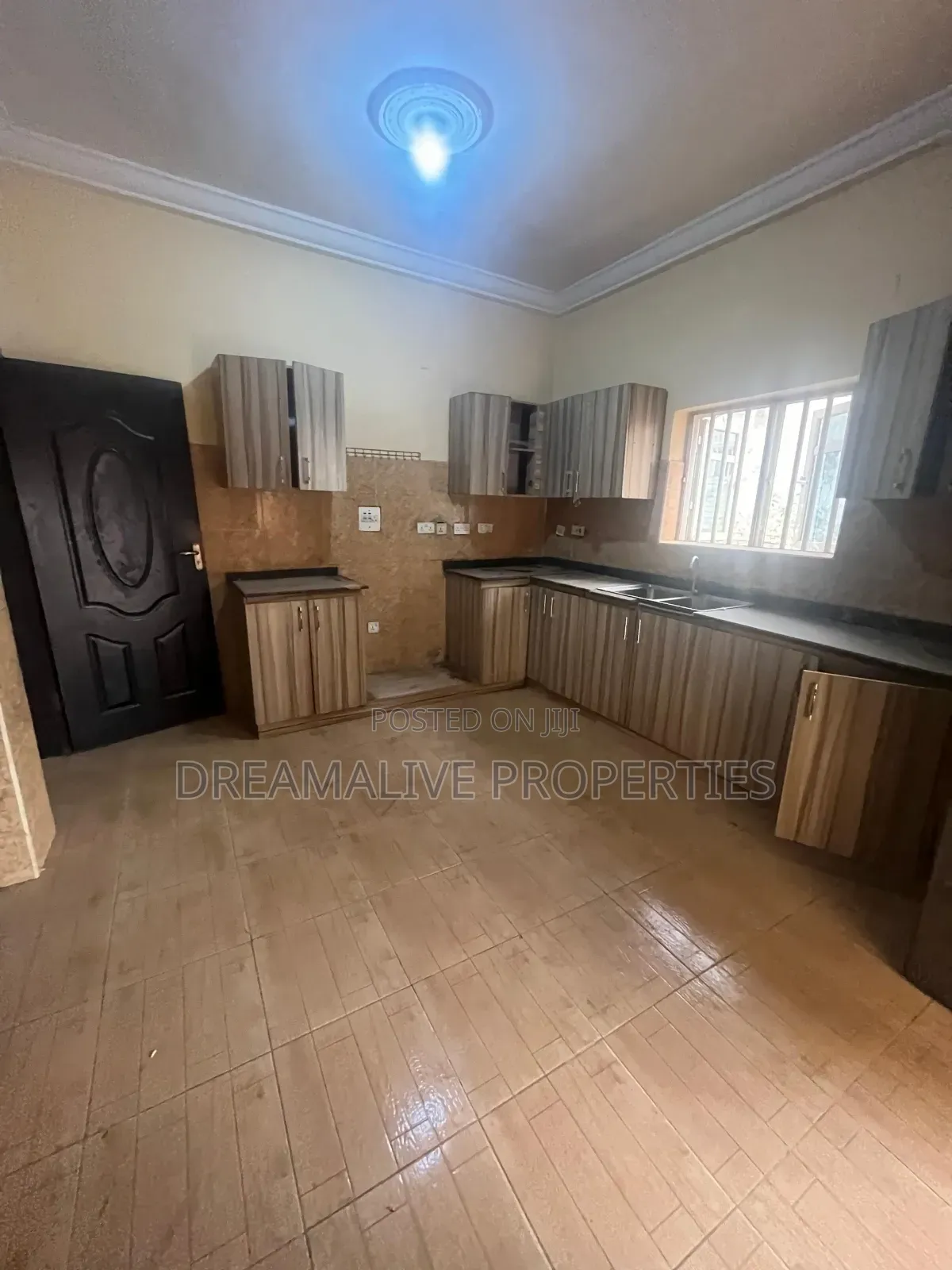 3bdrm Block of Flats in Dawaki for sale in Dawaki