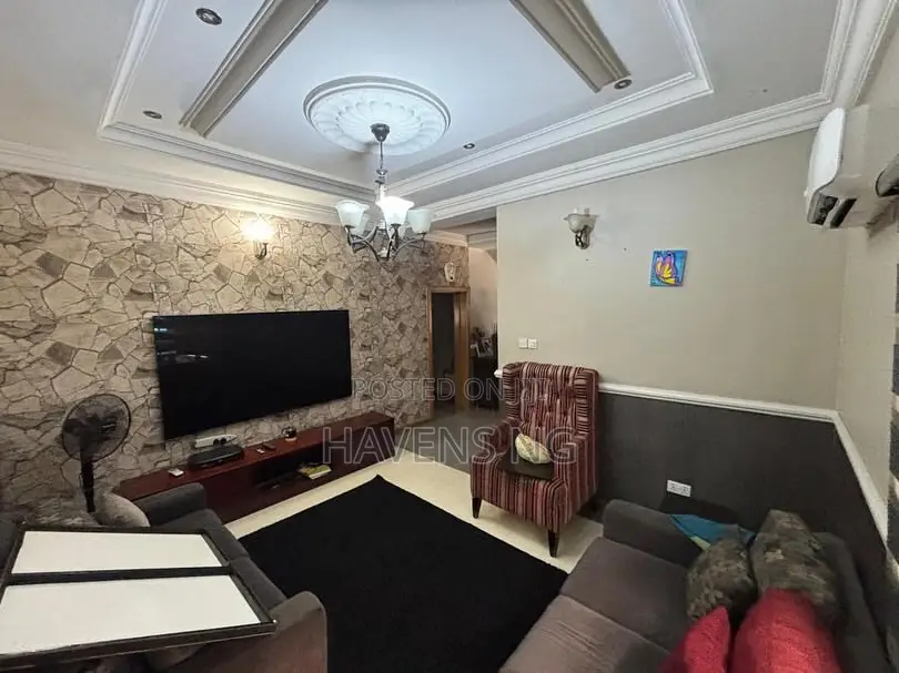4bdrm House in Osapa london for sale in Osapa london