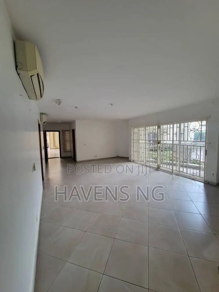 3bdrm Apartment in Victoria Island Extension for sale in Victoria Island Extension